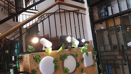 AF1QipMeGEBoBOQV6X5qFMZv9ssaMAonLjSkyAW0lwyqw426 h240 k no